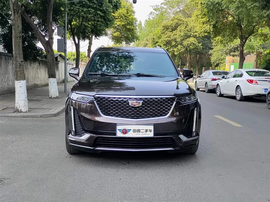 Cadillac XT6