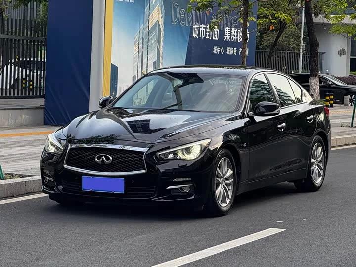 Infiniti Q50