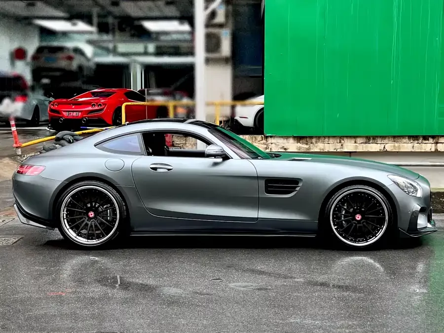 Mercedes Benz AMG GT