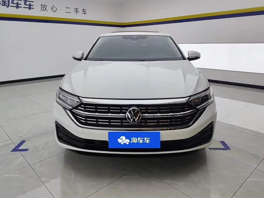 Volkswagen Sagitar
