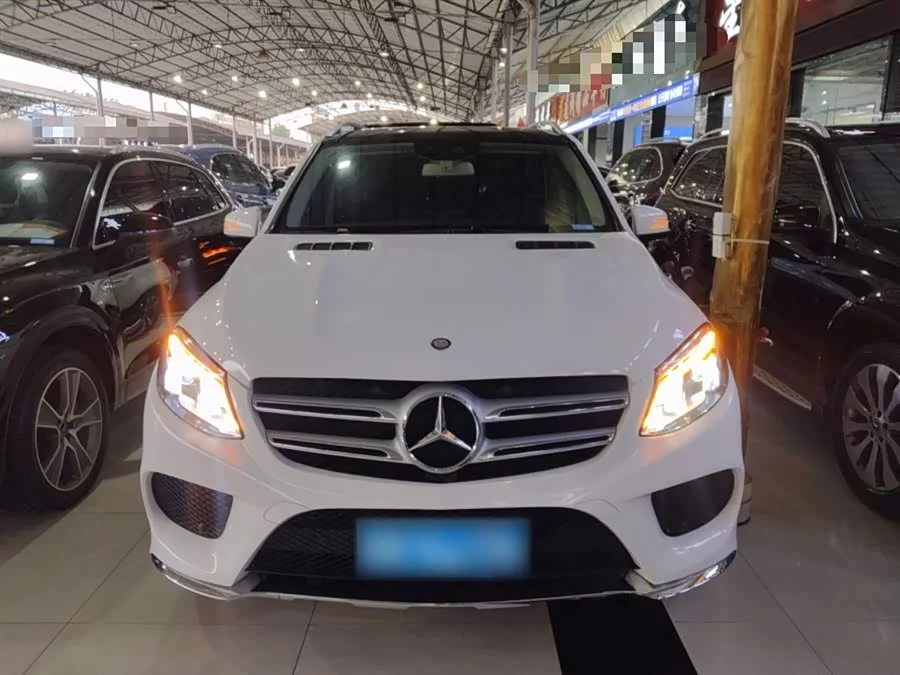 Mercedes Benz GLE (Imported)