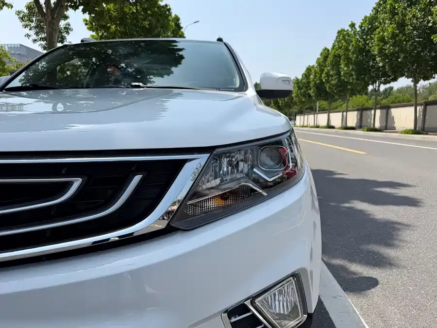 Geely Vision X6