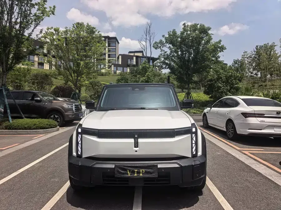 iCAR 03