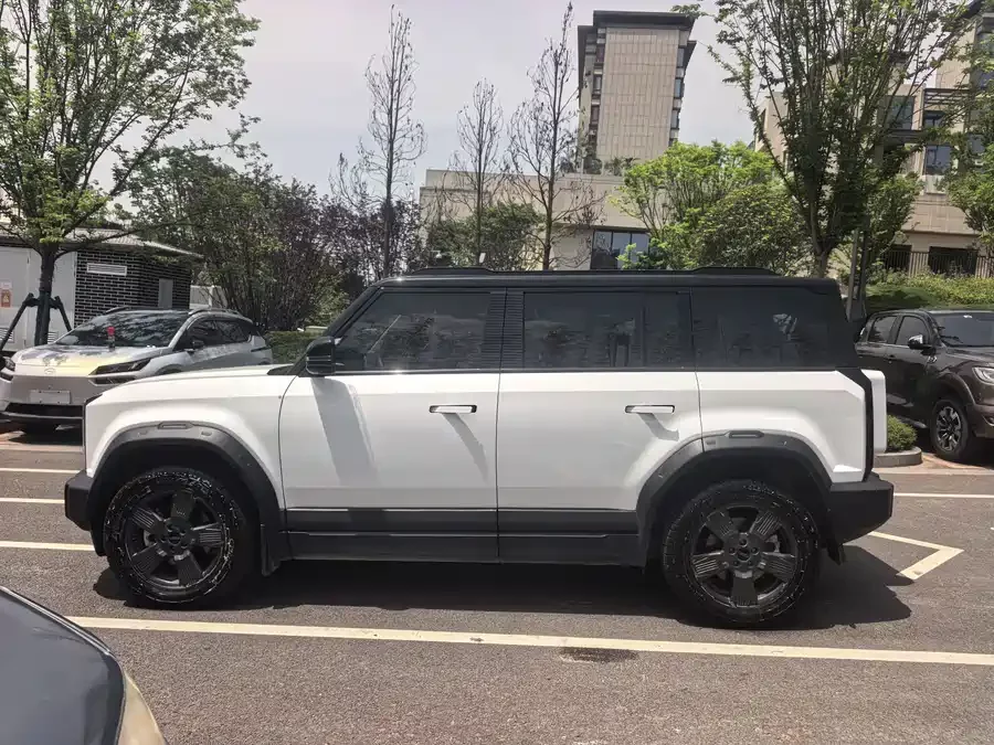 iCAR 03