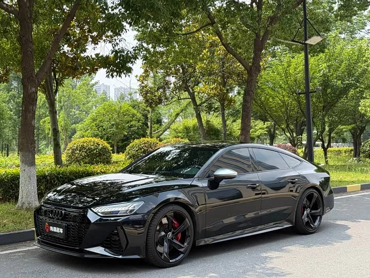 Audi S7