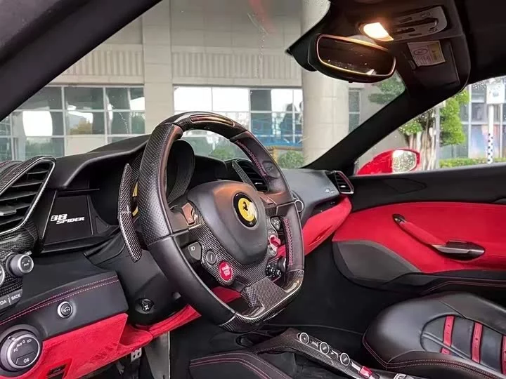 ferrari 488