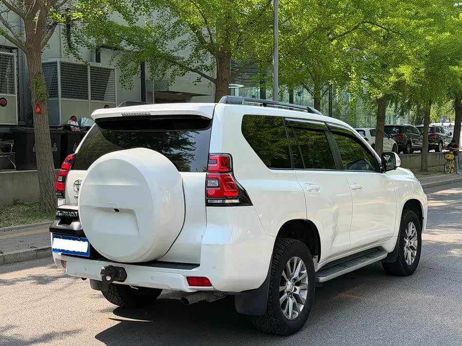 Toyota Prado