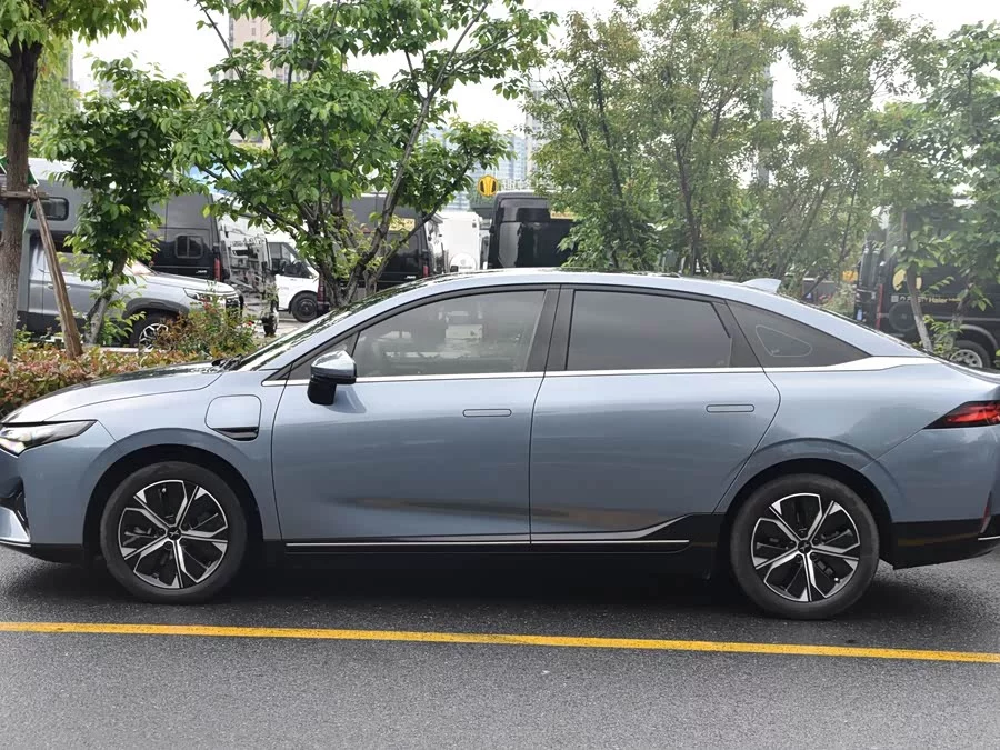 Xpeng P5