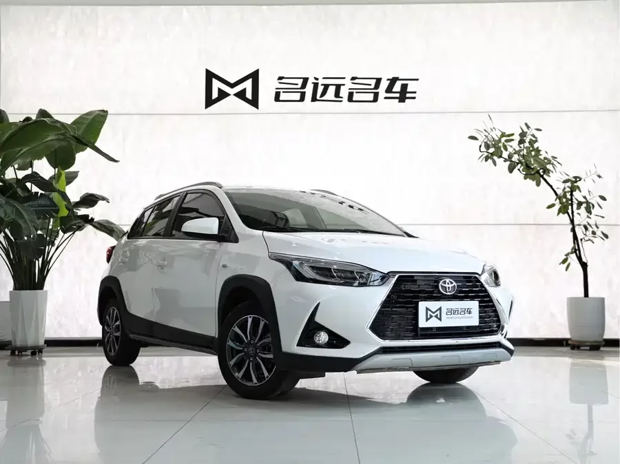Toyota YARiS L