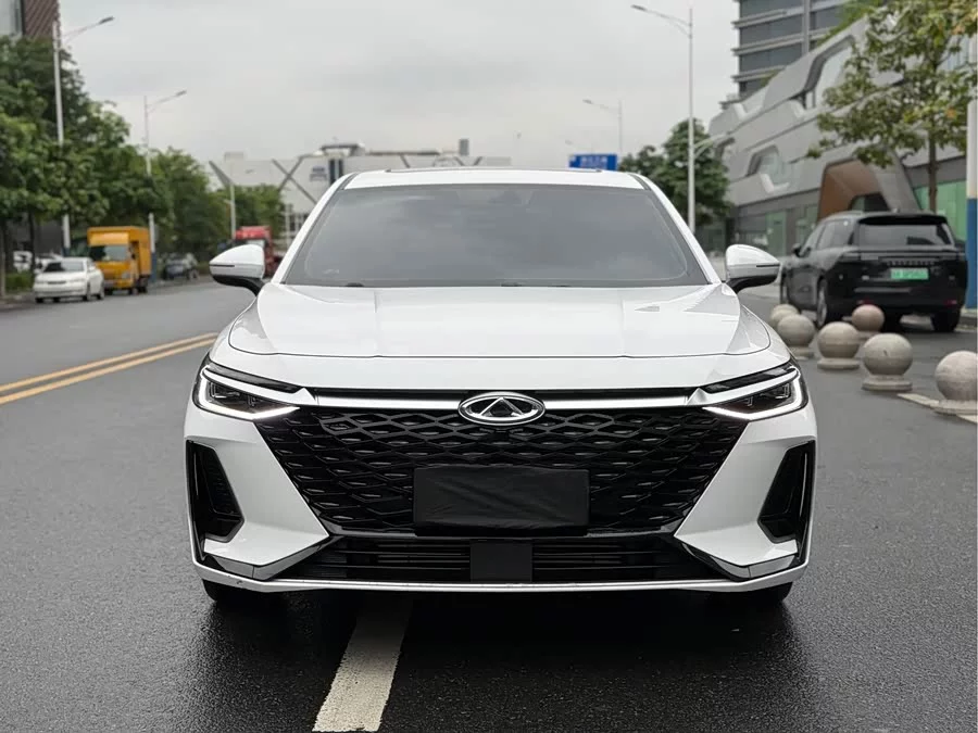 Chery Arrizo 8