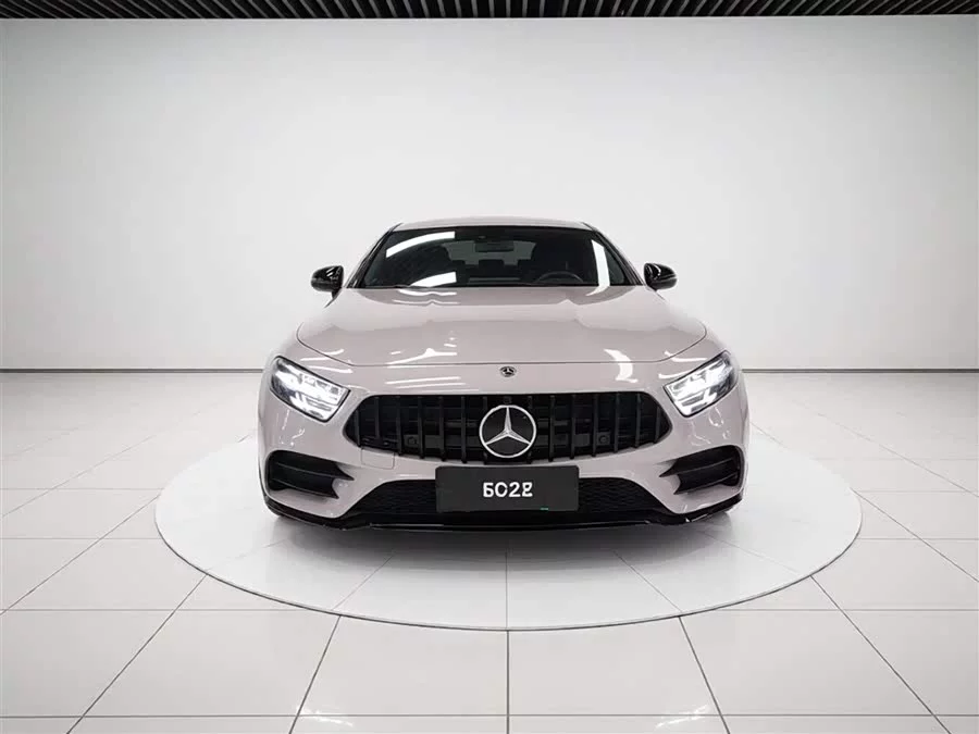 Mercedes Benz CLS