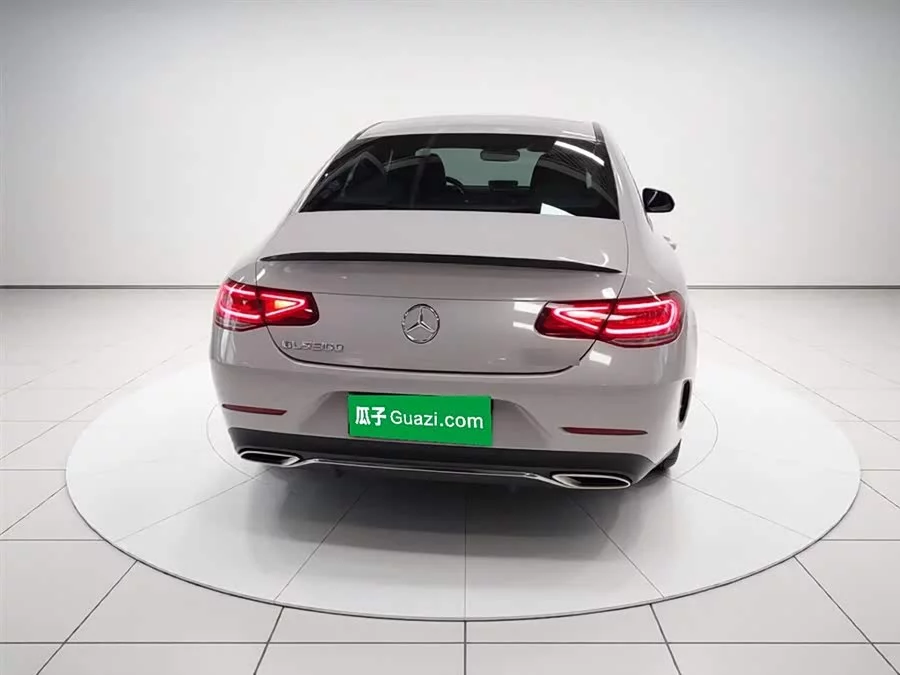 Mercedes Benz CLS