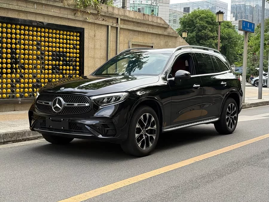 Mercedes Benz GLC