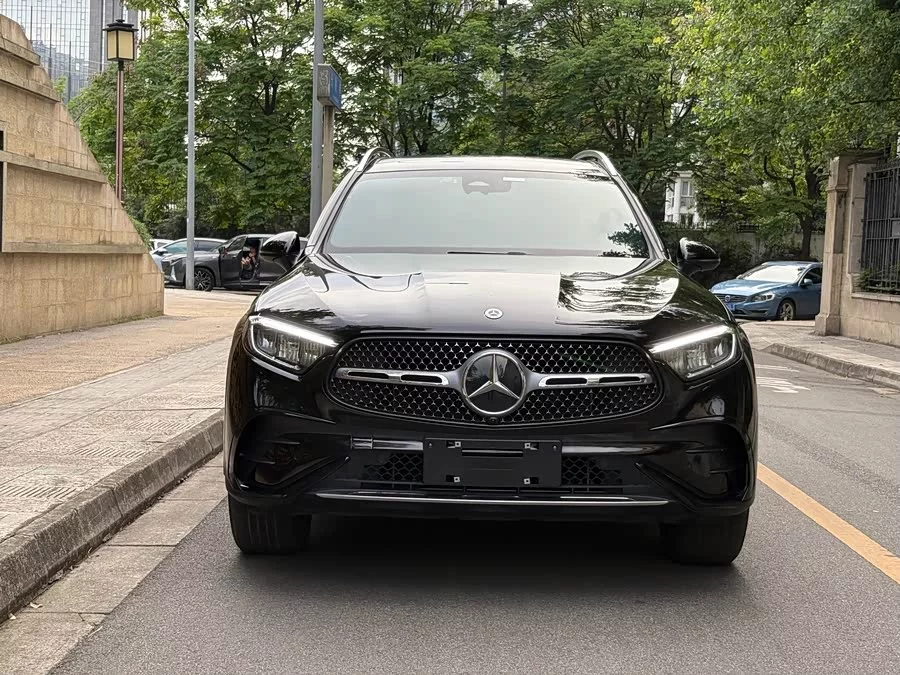 Mercedes Benz GLC