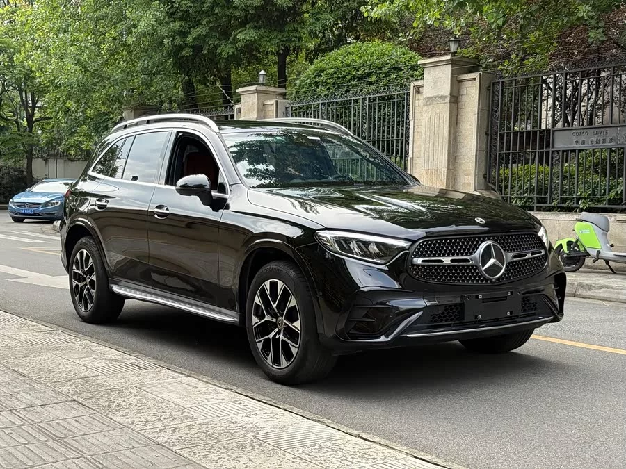 Mercedes Benz GLC