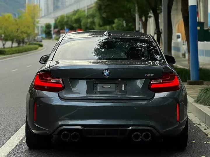 BMW M2