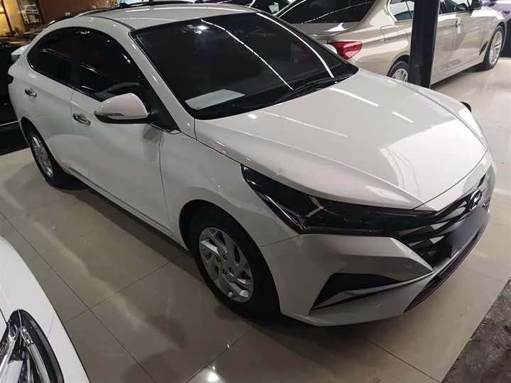Hyundai Accept