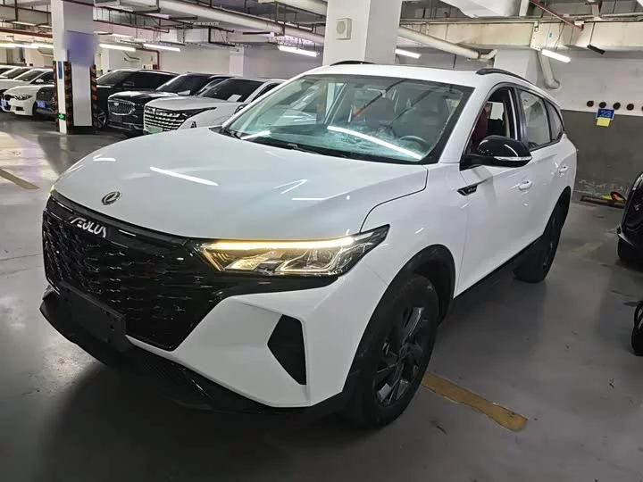 Dongfeng AX7