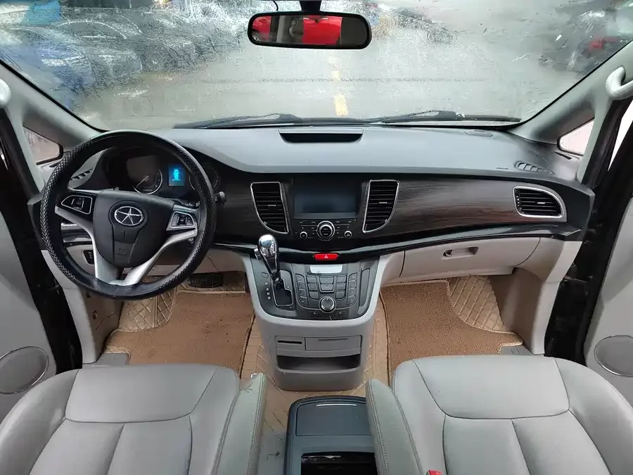 JAC Group Ruifeng M5
