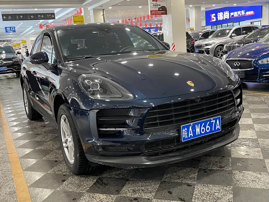 Porsche Macan