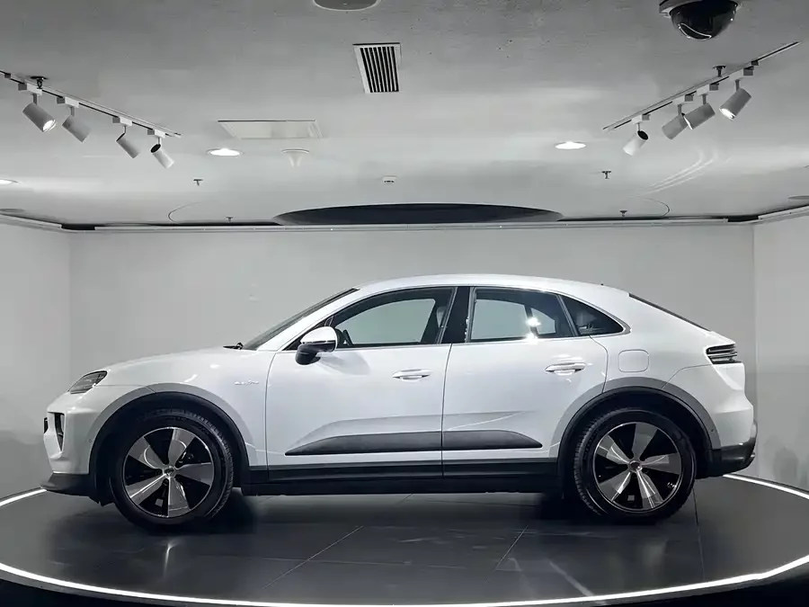 Porsche Macan New Energy