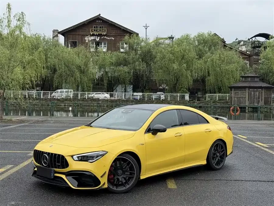 Mercedes Benz CLA AMG