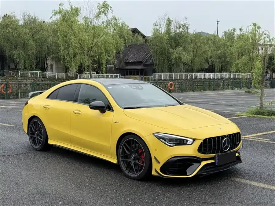 Mercedes Benz CLA AMG
