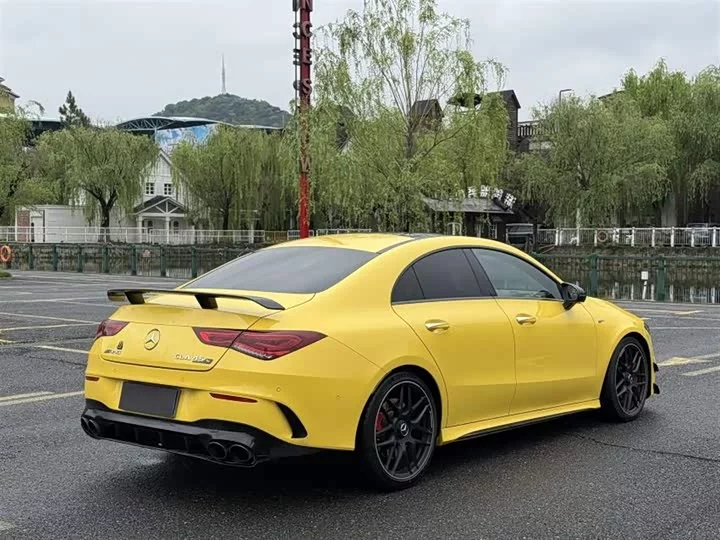 Mercedes-Benz CLA AMG