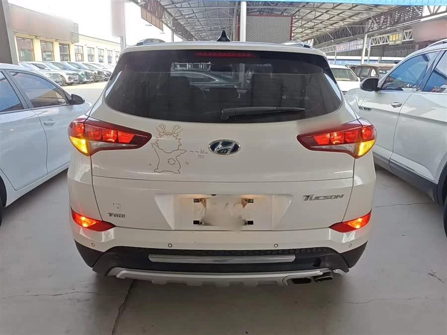 Hyundai Tucson