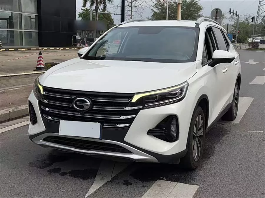 GAC Trumpchi GS4
