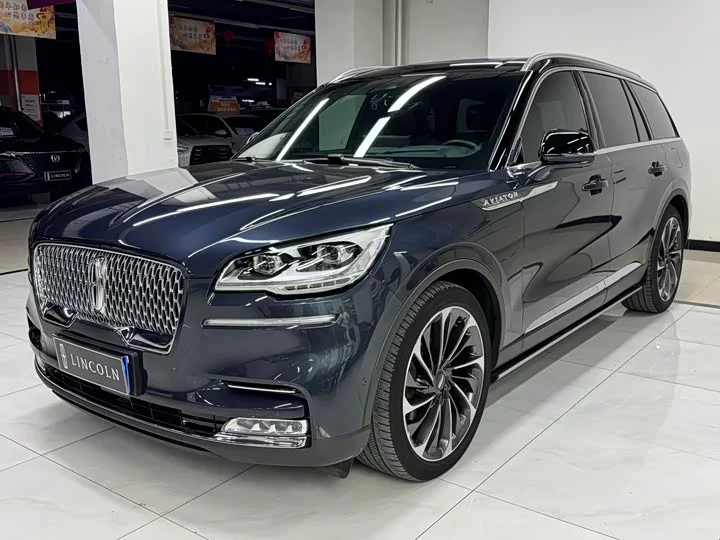 Lincoln aviator