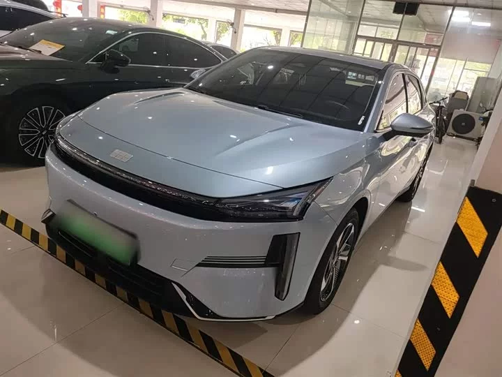 Geely Galaxy L6