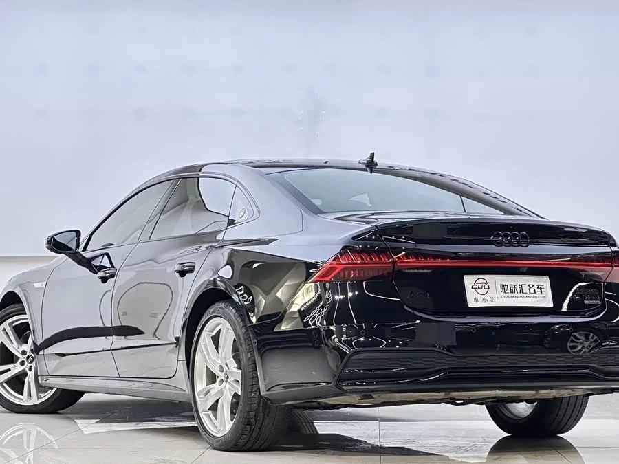 Audi A7L