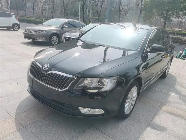 Skoda SuperB