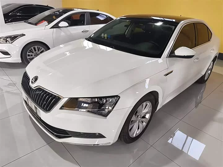 Skoda SuperB
