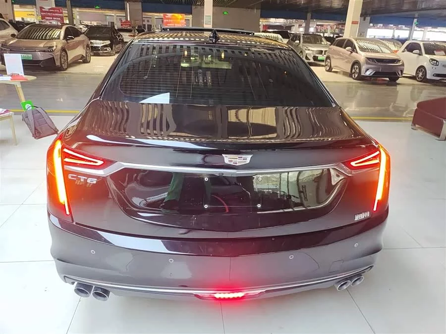 Cadillac CT6
