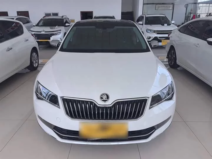 Skoda SuperB