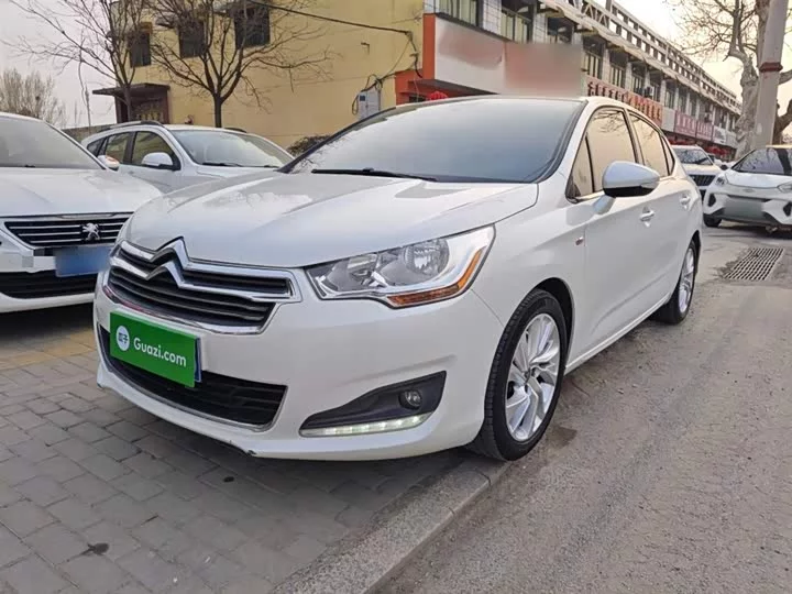 Citroën C4L