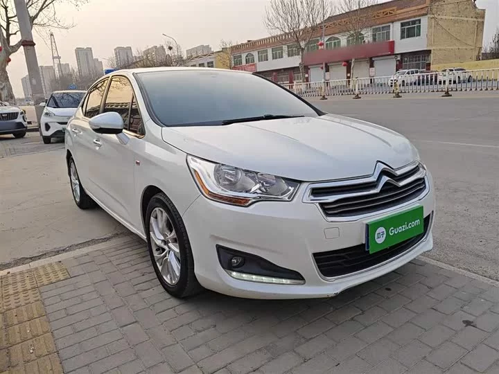 Citroën C4L