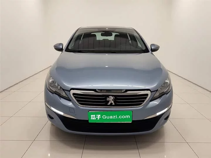 Peugeot 308S