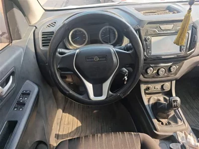 Isuzu RE-MAX