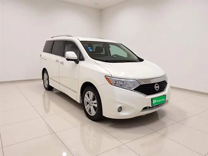Nissan nobleman