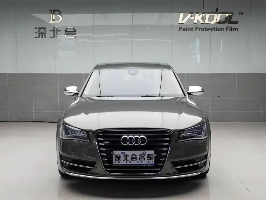 Audi S8