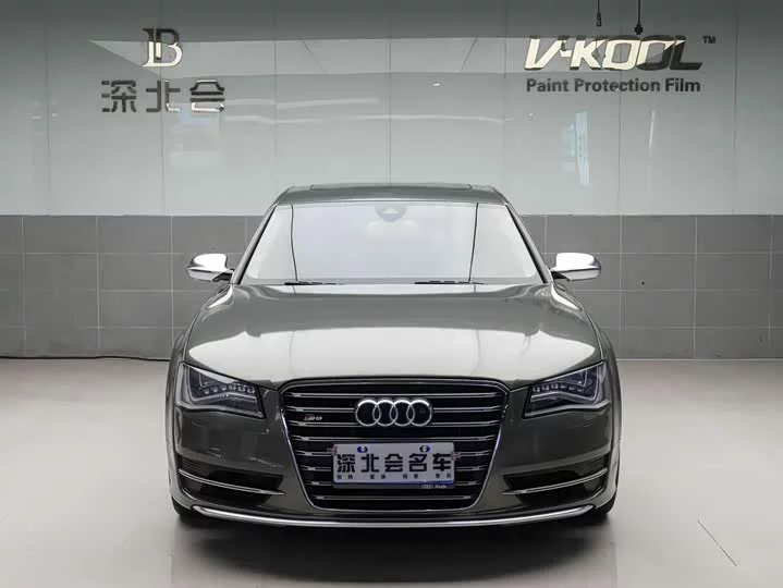 Audi S8