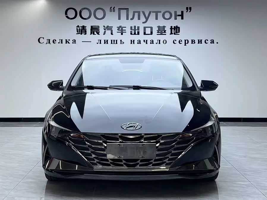 Hyundai Elantra