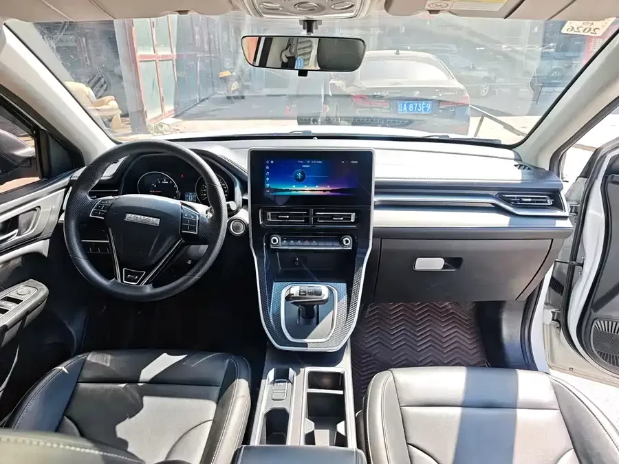 Haval M6