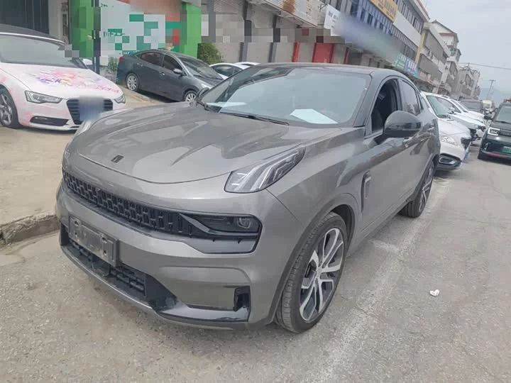 Lynk & Co 05