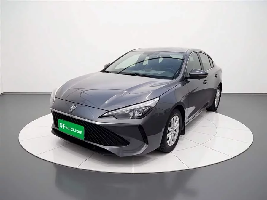 Roewe i5