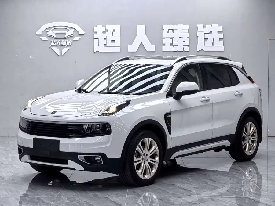 Lynk & Co 01