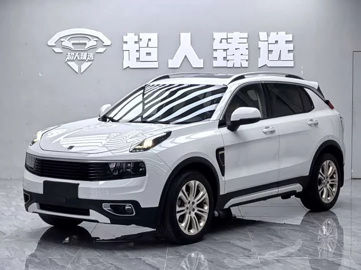 Lynk & Co 01